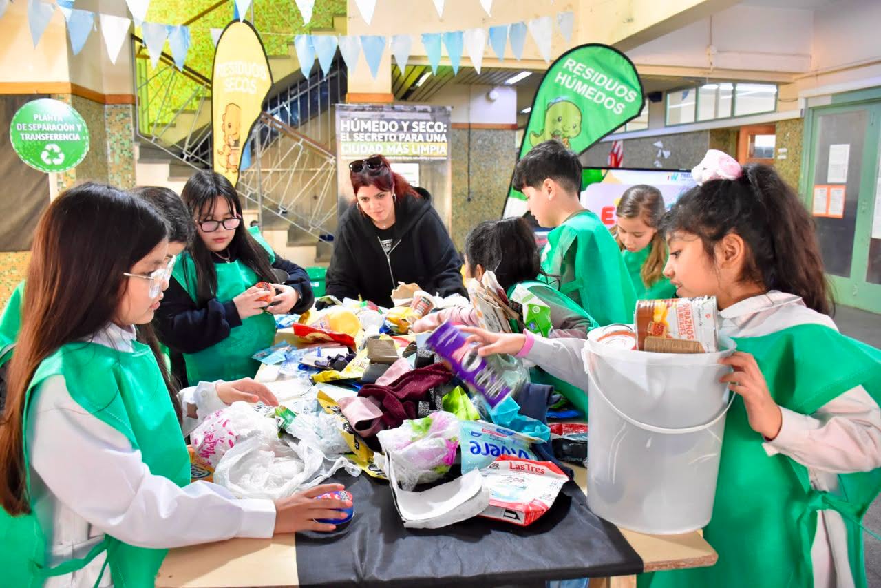Municipalidad de Trelew Gran convocatoria del programa Eco Educar en las escuelas primarias de Trelew Municipalidad de Trelew Gran convocatoria del programa Eco Educar en las escuelas primarias de Trelew