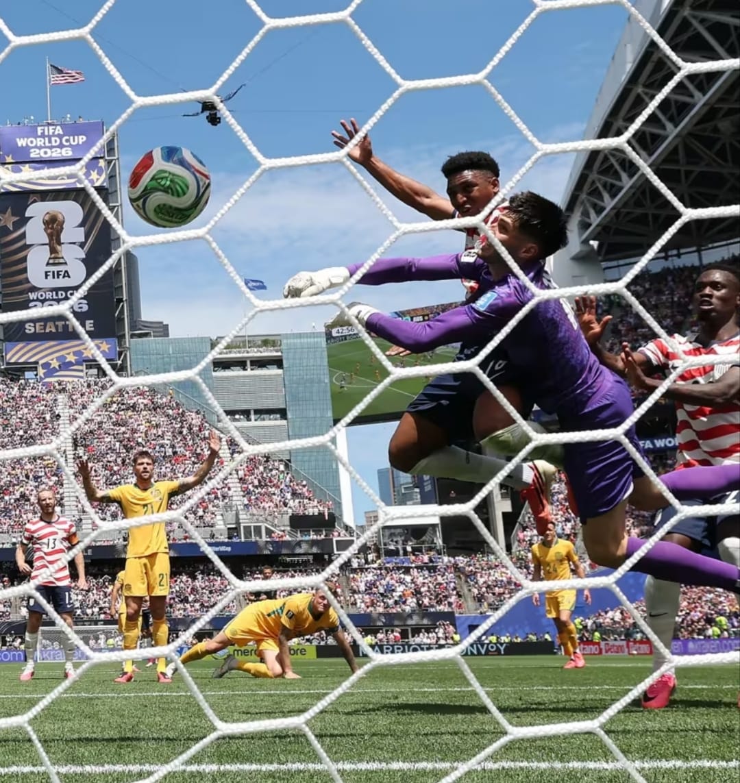 Estados Unidos ratificó su buen juego y le ganó cómodo a Australia