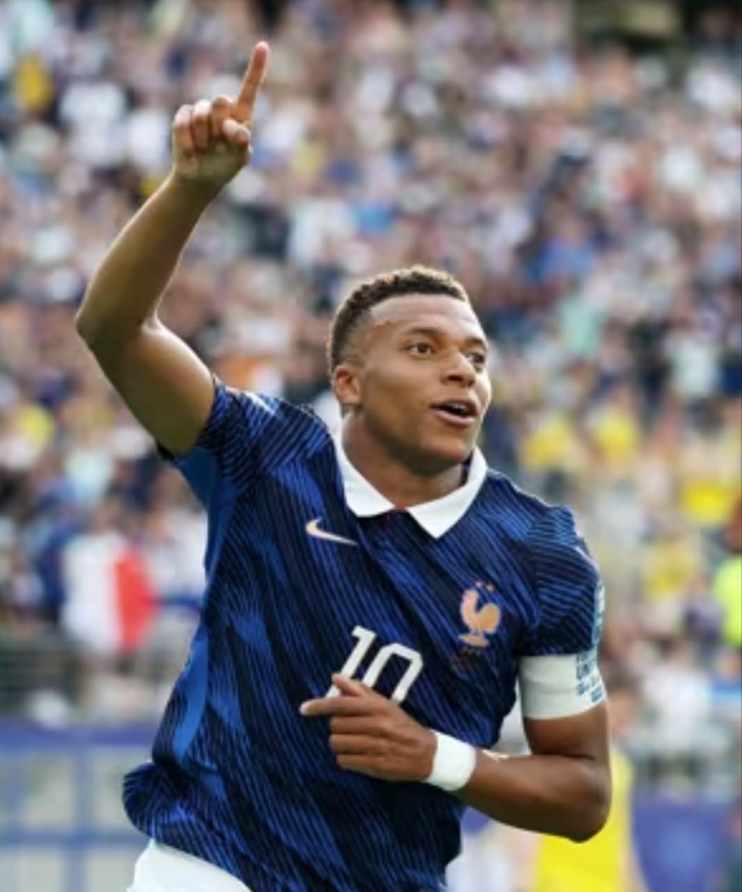 De la mano de Mbappé, Francia arrasa con Suecia y muestra sus credenciales