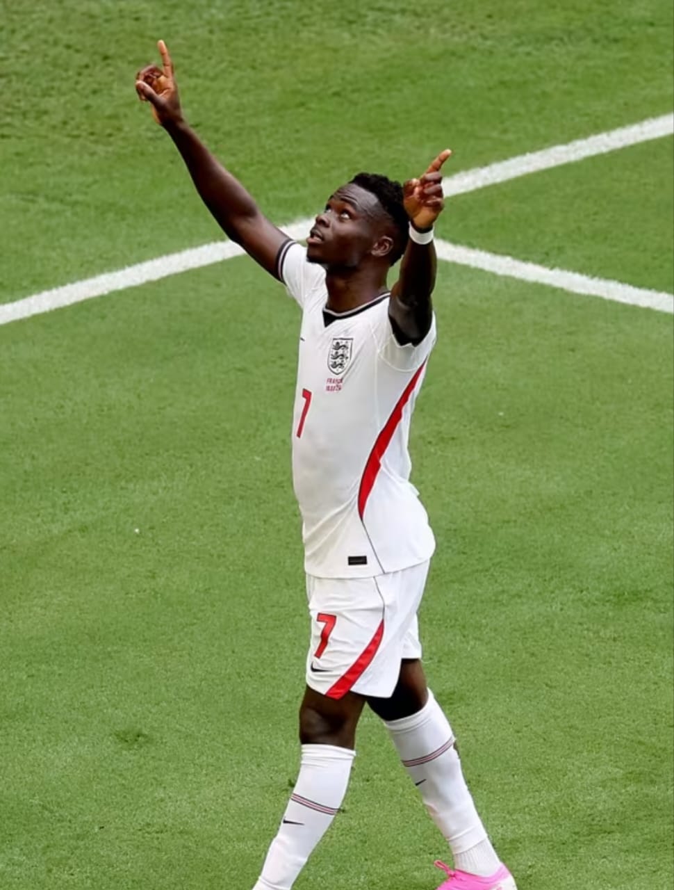 Inglaterra le ganó a Francia y se colgó la medalla de bronce