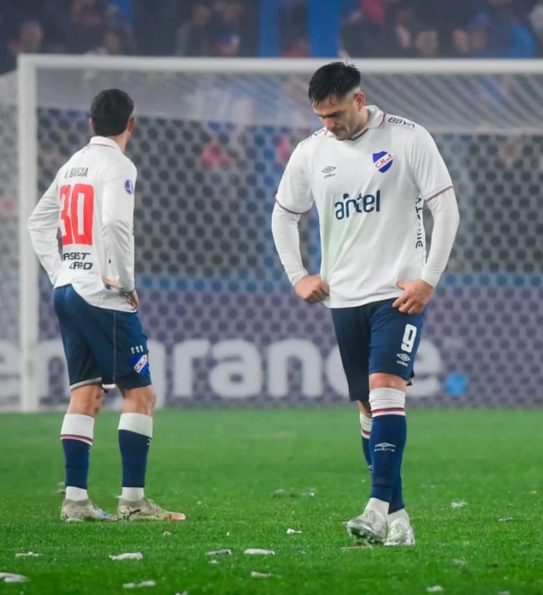 Hubo insultos y silbidos por la derrota