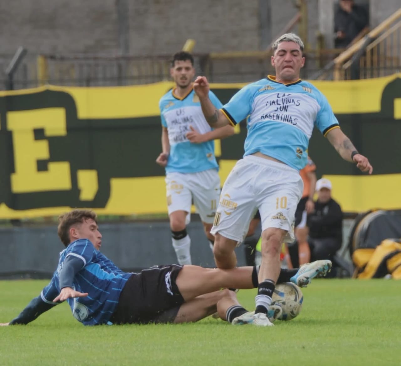 Octava derrota de visitante, segunda consecutiva con el Sapito