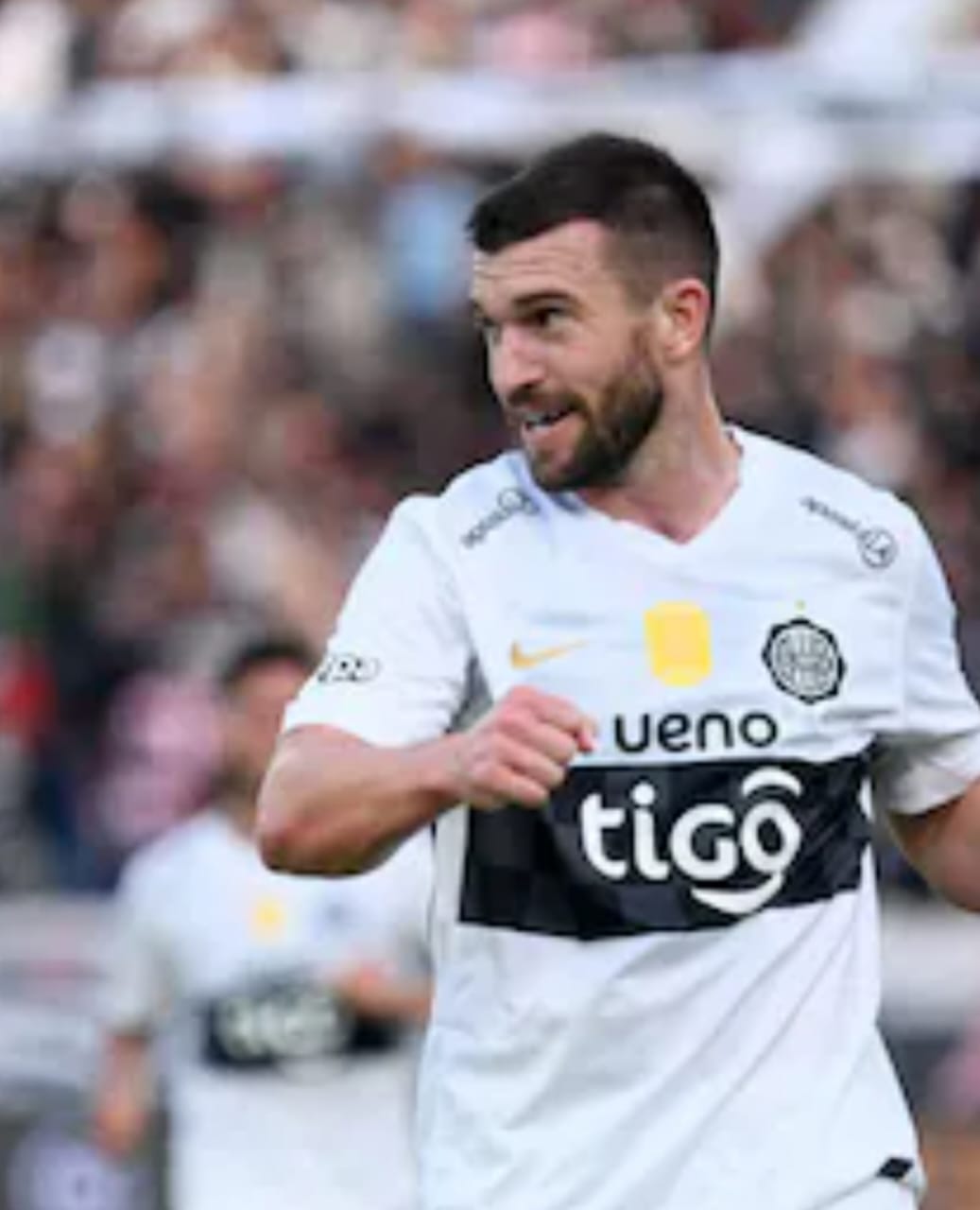 Tim Payne debutó con un golazo en el triunfo de 5-0 de Olimpia sobre Río Ñu