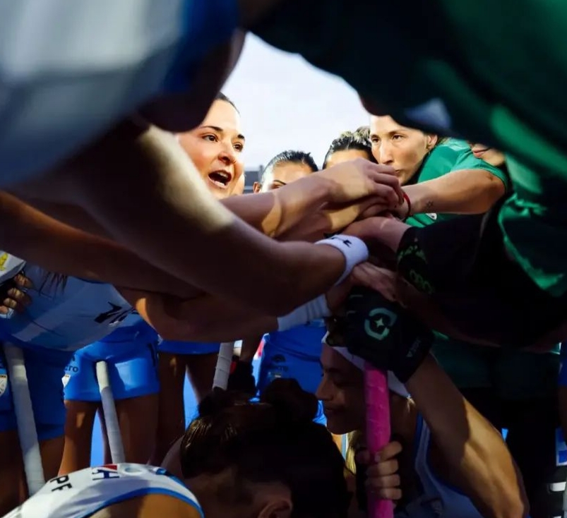 Las Leonas igualaron con Bélgica y clasificaron primeras a las Semifinales