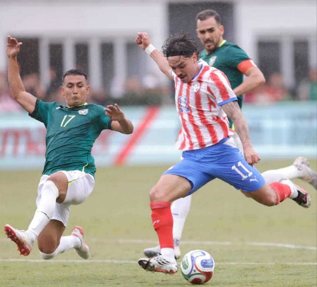 Doblete de Almirón en el triunfo ante Bolivia