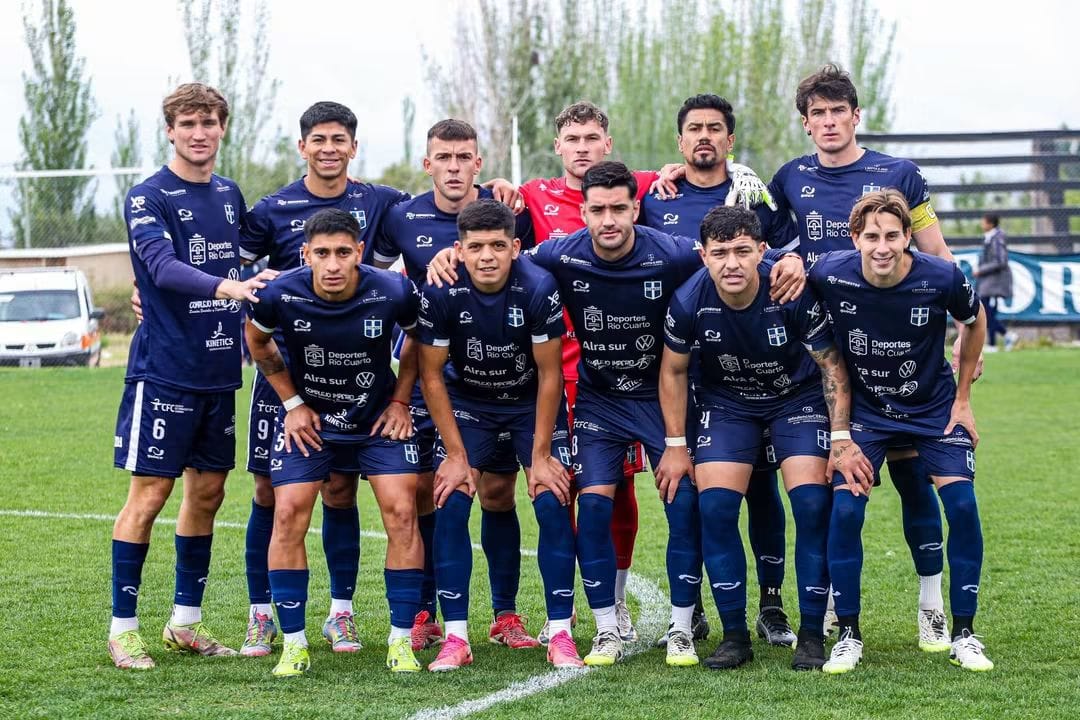 Perdió por dos goles de diferencia y a su arquero