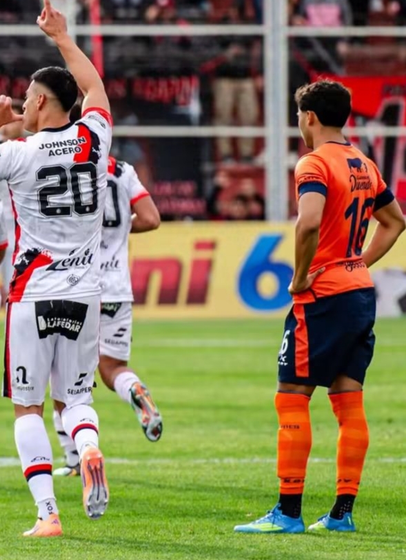 A tres fechas del final llegó lo inevitable; el descenso al Torneo Federal A