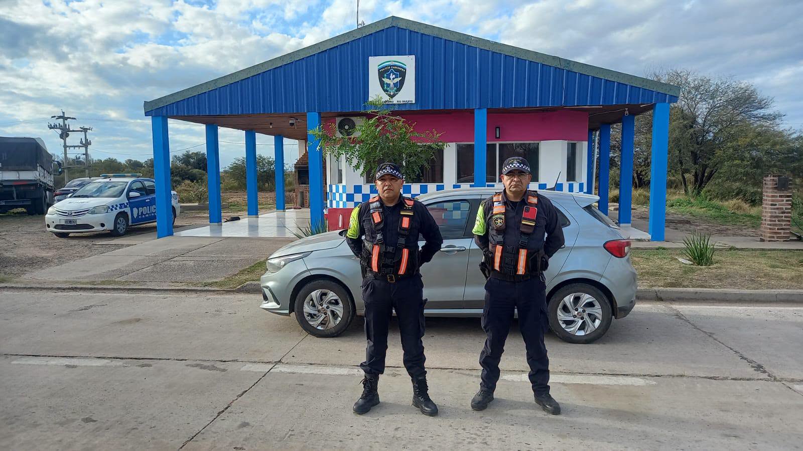 RÍO MUERTO: RETIENEN AUTOMÓVIL CON PEDIDO DE SECUESTRO ACTIVO