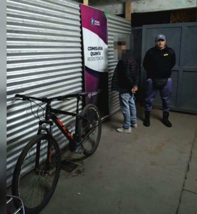 RESISTENCIA: LA POLICIA RECUPERA UNA BICICLETA ROBADA, UN JOVEN DEMORADO