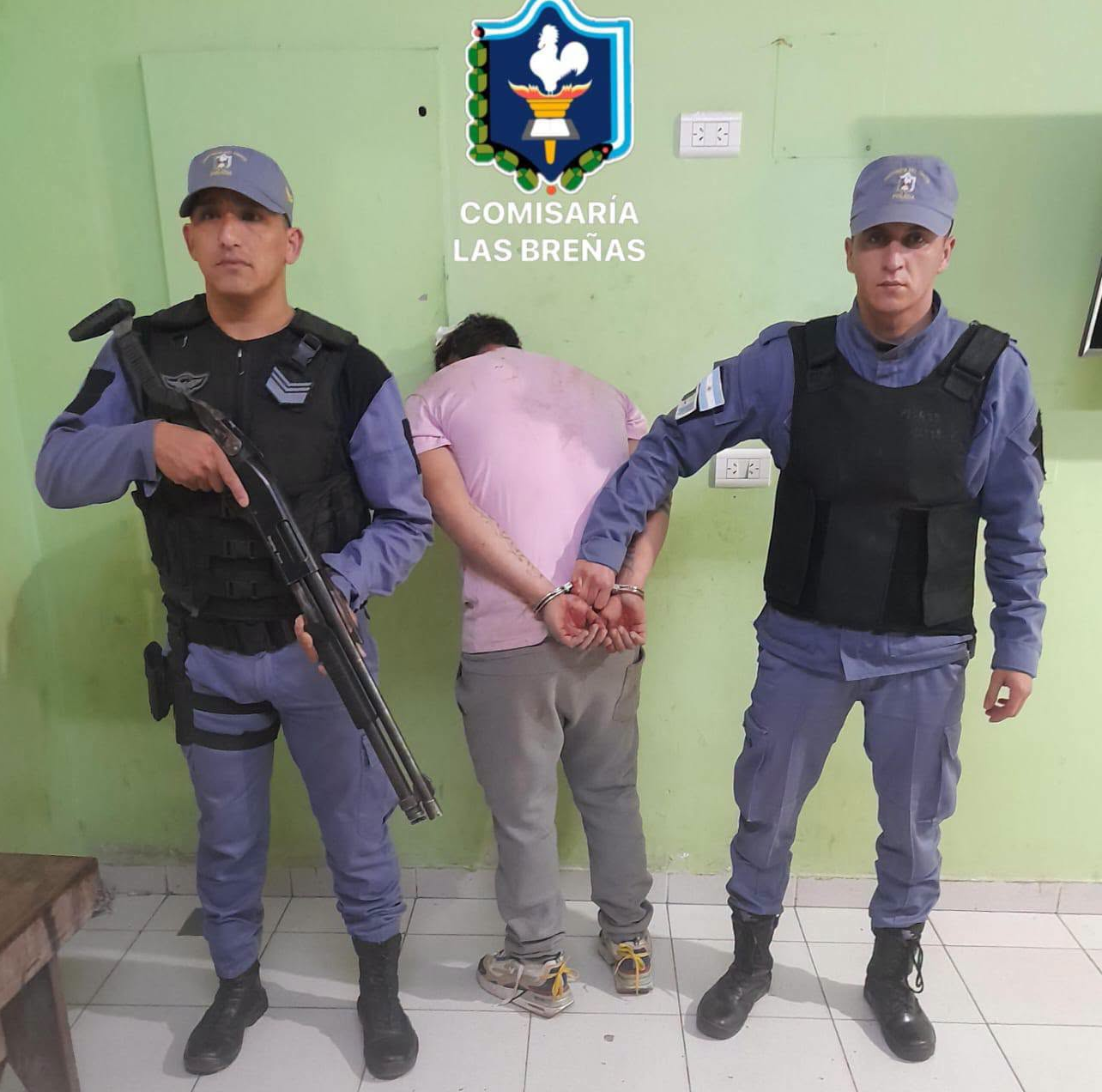 LAS BREÑAS: DETIENEN A UN HOMBRE POR HERIR CON UN ARMA BLANCA A UN EMPLEADO DE SEGURIDAD