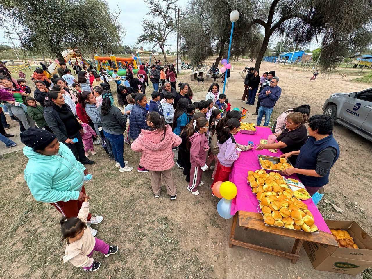 CHARATA: FESTEJO MES DEL NIÑO EN EL PARAJE TRES ESTACAS