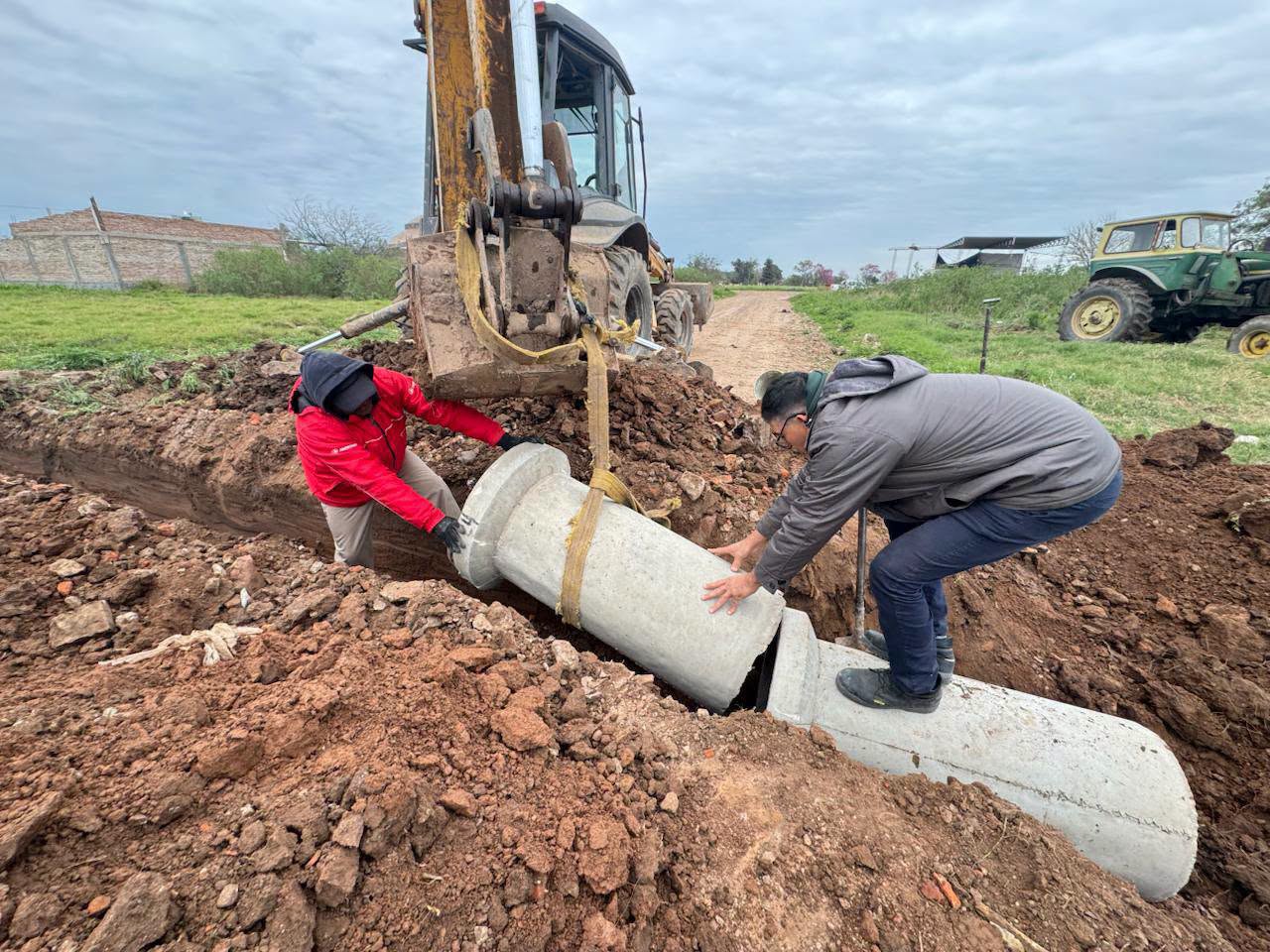 CHARATA: EL MUNICIPIO CONTINÚA CON DISTINTOS TRABAJOS EN LA CIUDAD