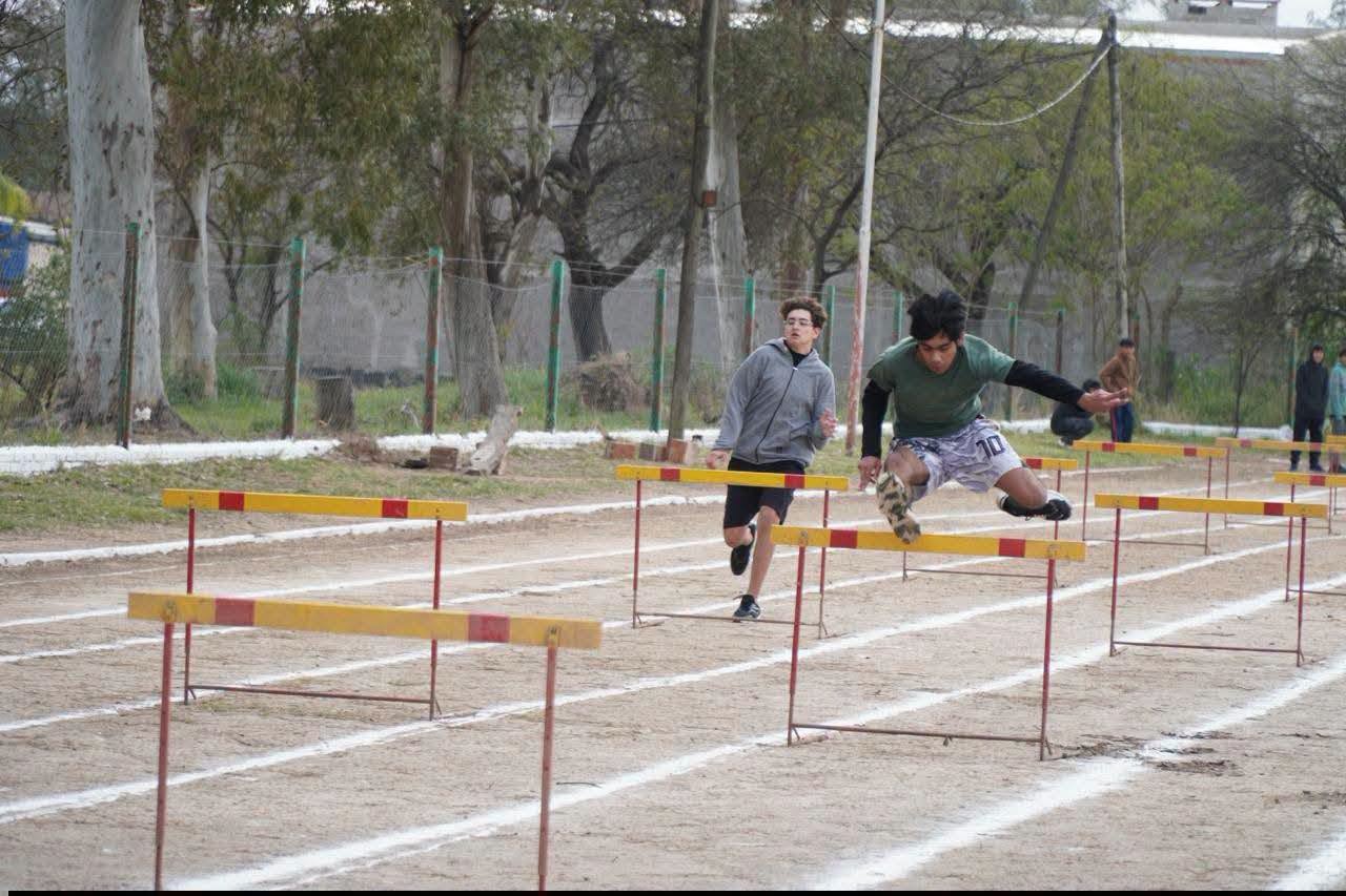 CHARATA: NUEVA JORNADA DE CHACO JUEGA, INSTANCIA ZONAL EN EL POLIDEPORTIVO JORGE «HACHA» APUD