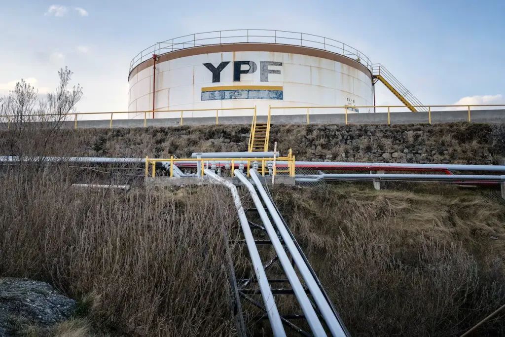Qué respondieron los órganos de contralor en Chubut ante el reclamo por el acuerdo con YPF