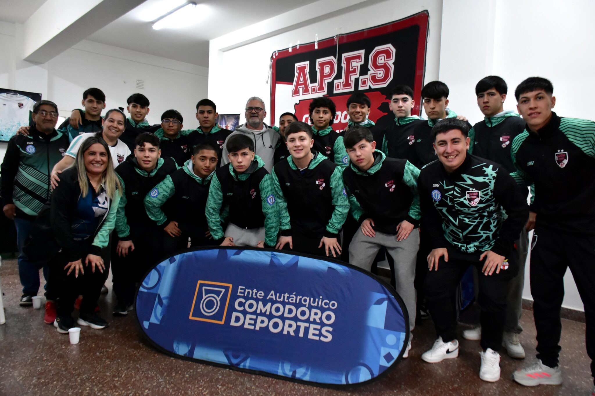 Futsal: Comodoro C17, con nueva indumentaria para el Argentino en Tucumán
