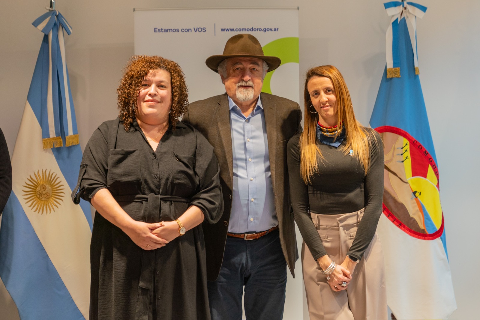 Othar tomó juramento a las nuevas funcionarias, Jordana Mrla y Cintia Juárez