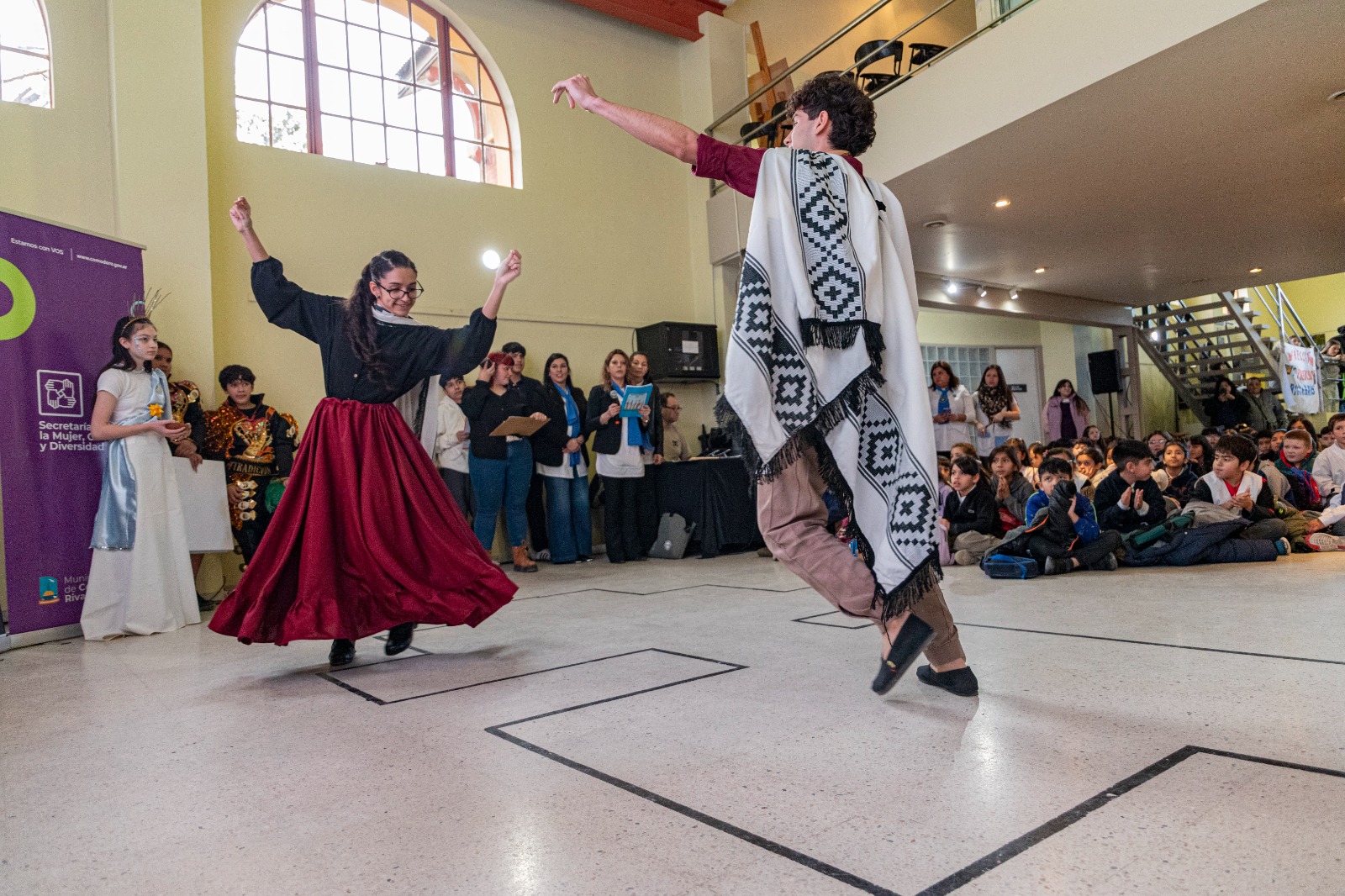 Los pueblos originarios tienen una destacada participación en la 13° Feria Internacional del Libro de Comodoro Rivadavia