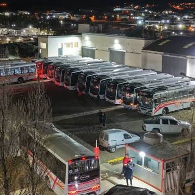 Ya están en Comodoro los 95 colectivos de MR y comenzarán a prestar servicio a partir del 1 de agosto