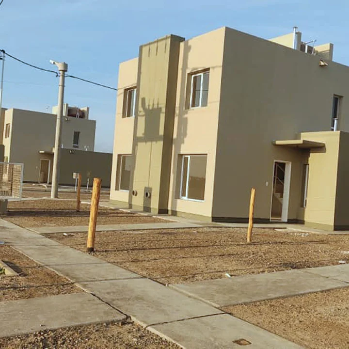 Cobraba 300 mil pesos por alquilar una vivienda social del IPV y el Gobierno se la quitó de forma definitiva