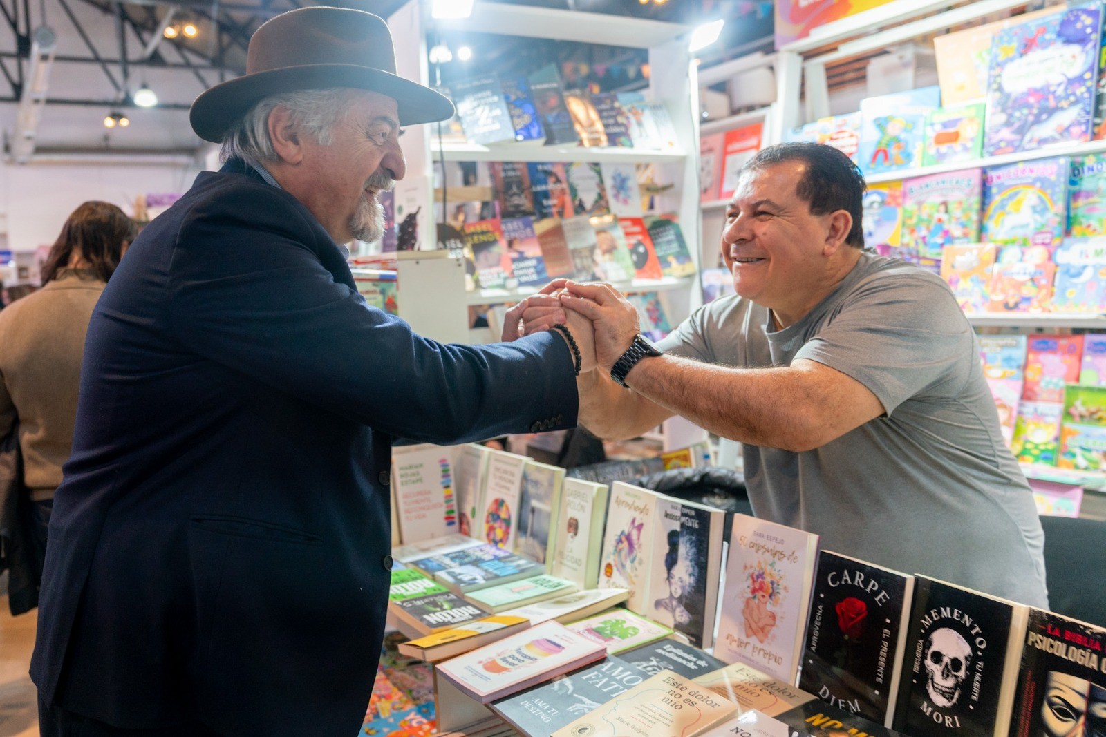 Othar inauguró la XIII Feria Internacional del Libro