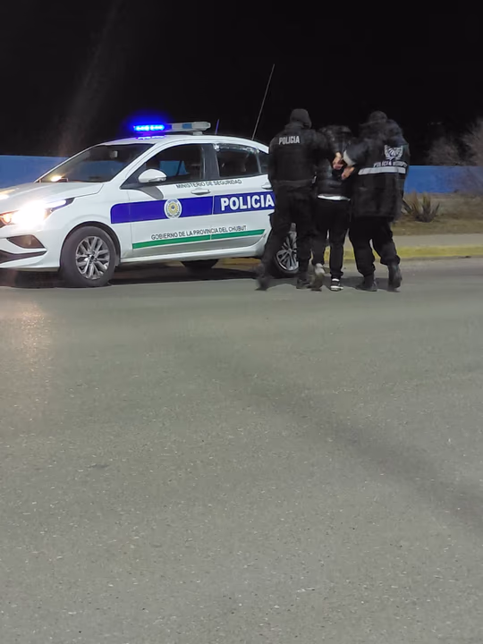 “¿Querés pelear?”: estaba borracho, no quiso hacer el test de alcoholemia y terminó detenido