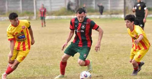 Villa Unión logró un triunfo agónico ante Instituto Santiago