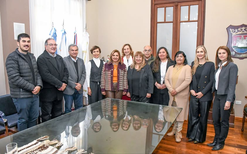 La intendente Fuentes recibió a las organizadoras del Congreso Argentino de Ginecología y Obstetricia