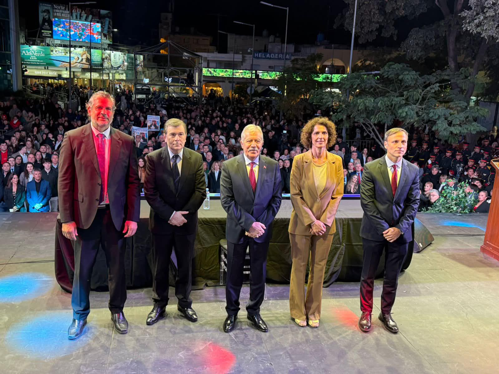 EL GOBERNADOR ELÍAS SUÁREZ DEJÓ FORMALMENTE ABIERTA LA TEMPORADA TURÍSTICA INVERNAL 2026 DE LAS TERMAS DE RÍO HONDO EL GOBERNADOR ELÍAS SUÁREZ DEJÓ FORMALMENTE ABIERTA LA TEMPORADA TURÍSTICA INVERNAL 2026 DE LAS TERMAS DE RÍO HONDO