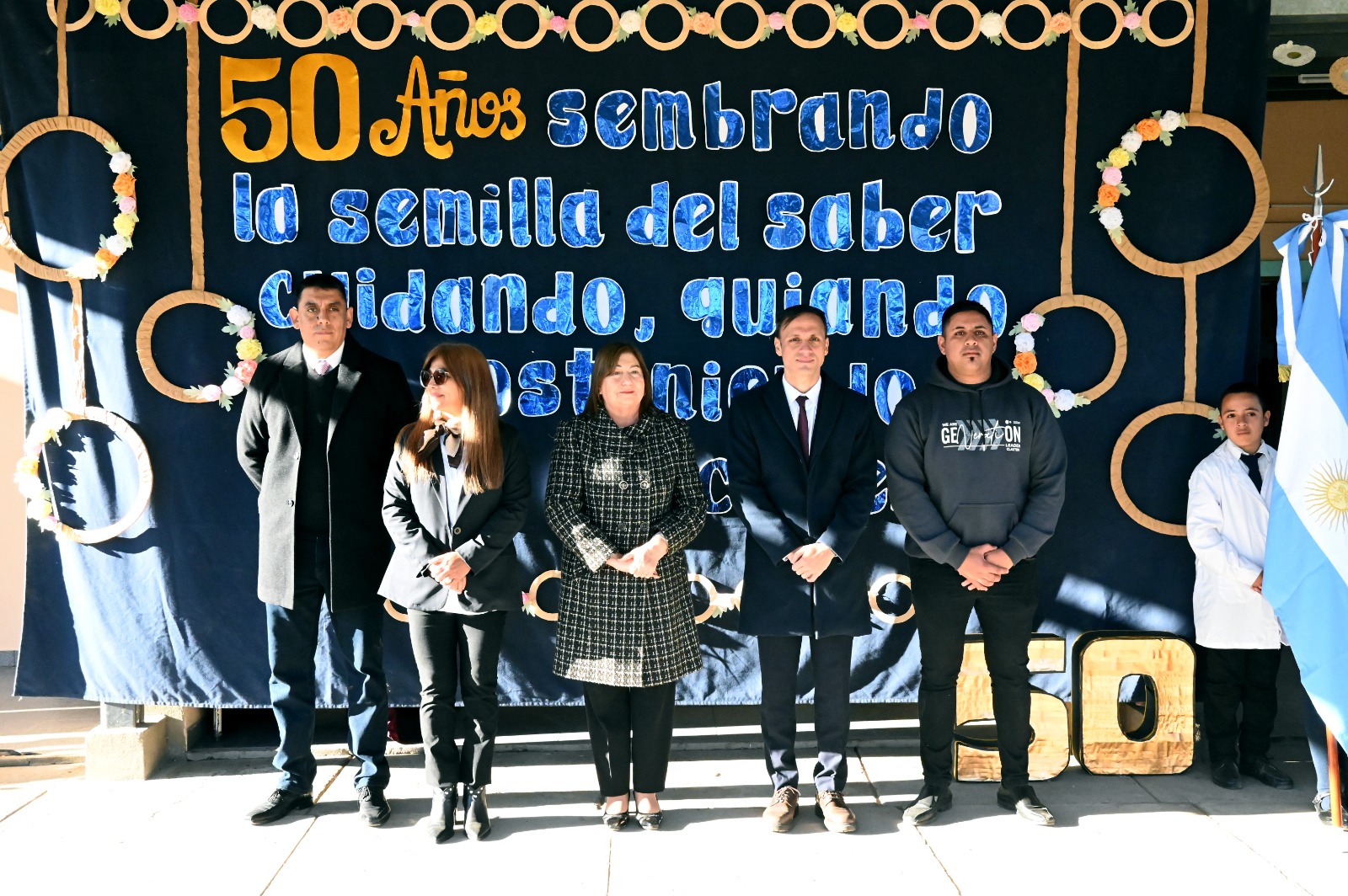 EL JEFE DE GABINETE PARTICIPÓ DEL 50° ANIVERSARIO DE LA ESCUELA N° 387 DE POZO CAVADO EL JEFE DE GABINETE PARTICIPÓ DEL 50° ANIVERSARIO DE LA ESCUELA N° 387 DE POZO CAVADO