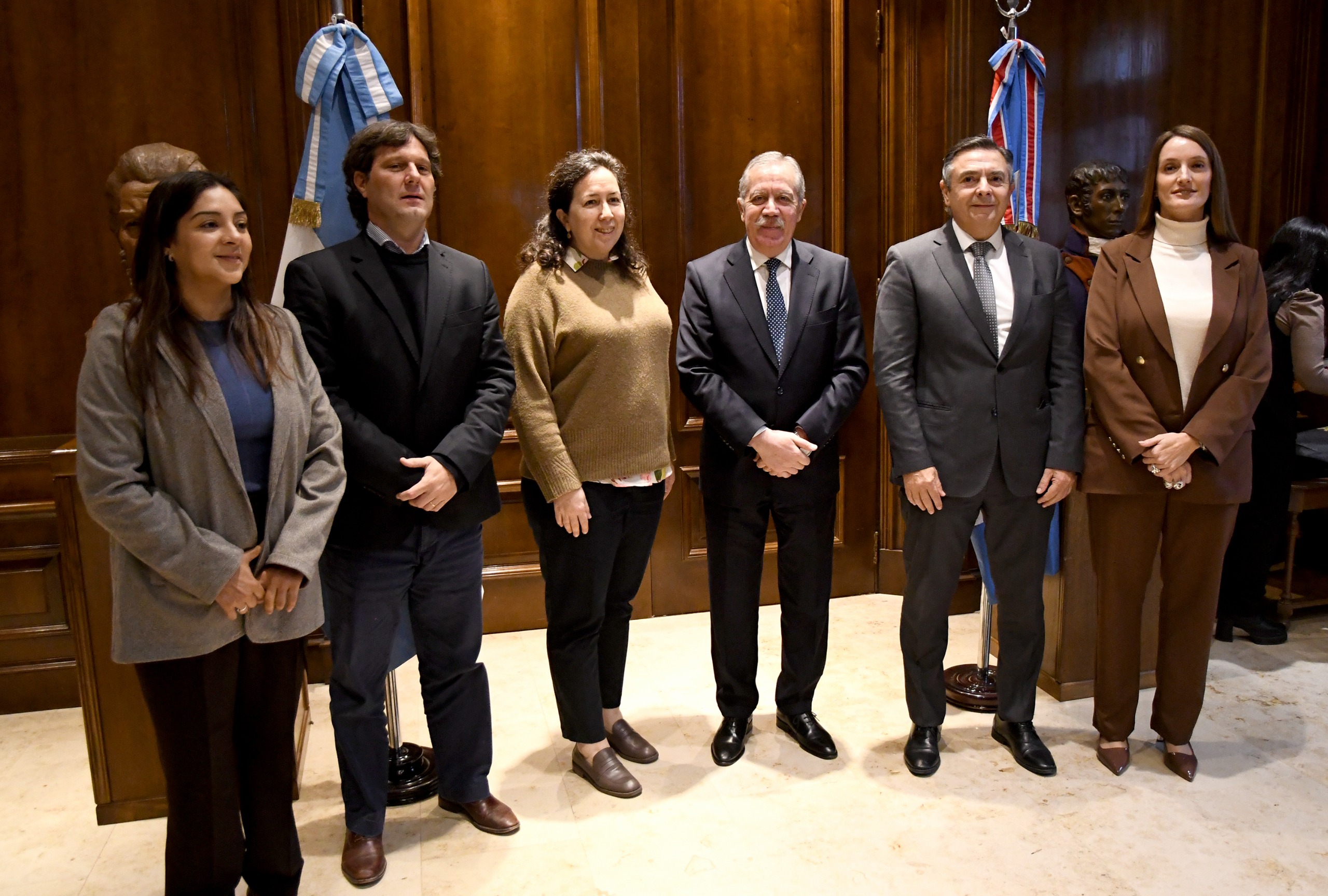 El Gobernador recibió a representantes de FAO Argentina para la presentación del Plan Provincial de Restauración de Bosques Nativos.