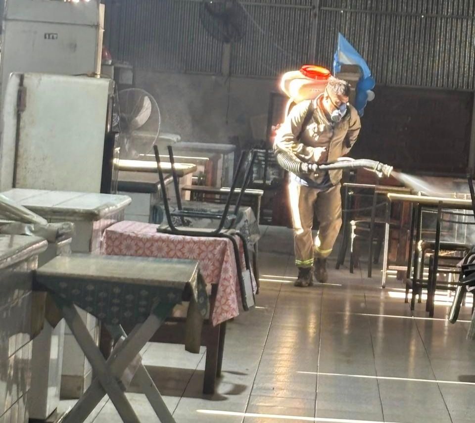 Se realizó un operativo de fumigación y desinfección integral en el Mercado Unión