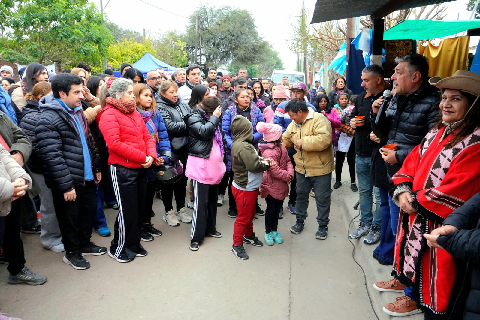 Un nuevo Operativo de Integración Social llevó asistencia a los vecinos del B° 9 de Julio