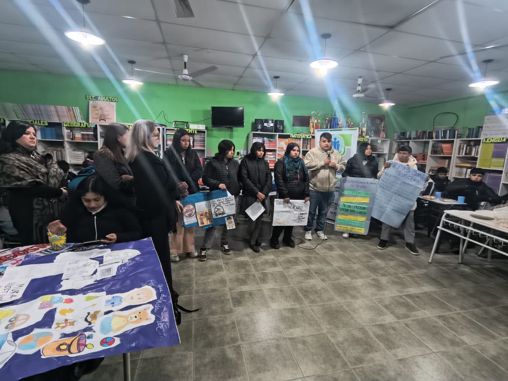 Alumnos del Colegio Dr. René Favaloro participaron de una jornada de prevención en adicciones