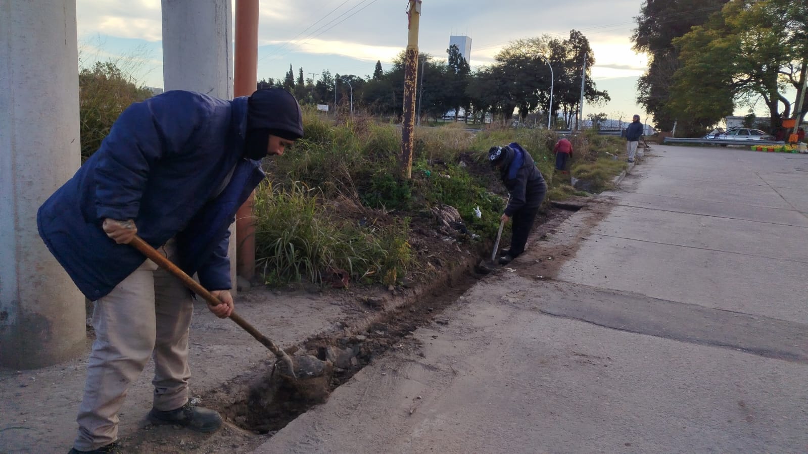 Se amplía la limpieza de desagües pluviales y se solicita a los vecinos no arrojar basura Se amplía la limpieza de desagües pluviales y se solicita a los vecinos no arrojar basura