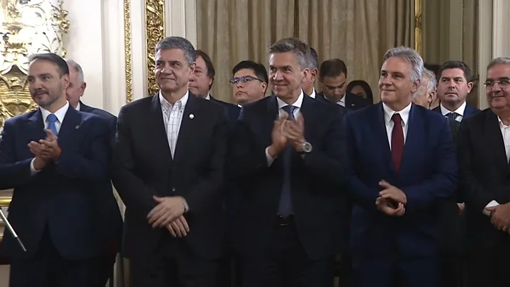 JUAN PABLO VALDÉS ACOMPAÑÓ LA ASUNCIÓN DE DIEGO SANTILLI COMO NUEVO JEFE DE GABINETE