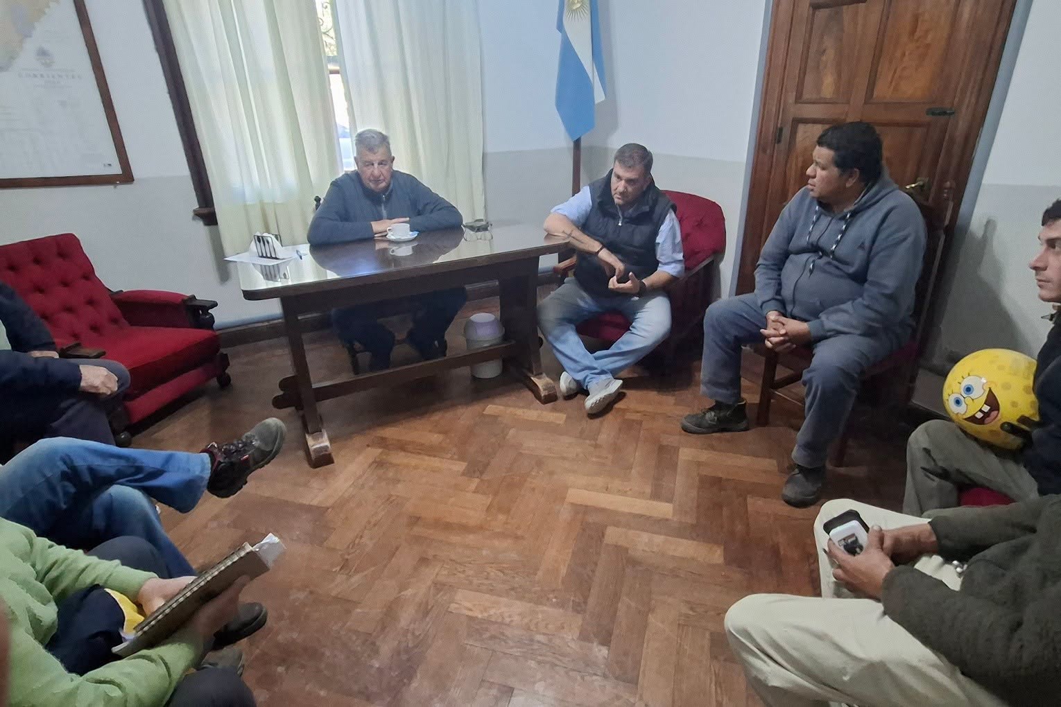 INTERACCIÓN ENTRE EL INTENDENTE Y LOS VECINOS DE MERCEDES.