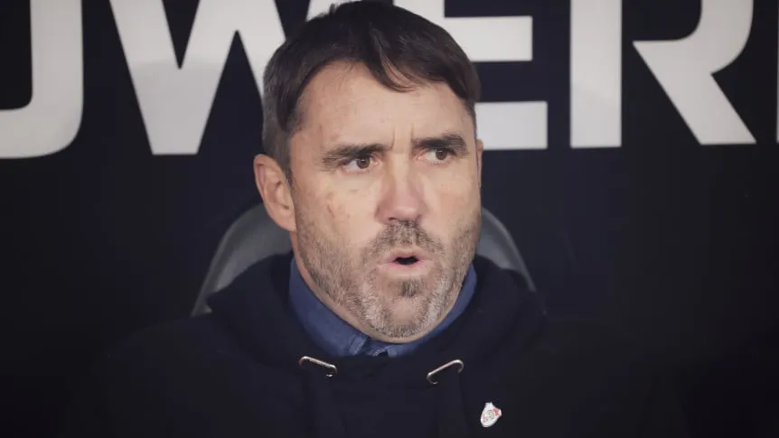 COUDET, OTRA VEZ CUESTIONADO POR SU FALTA DE REACCIÓN ANTE VÉLEZ