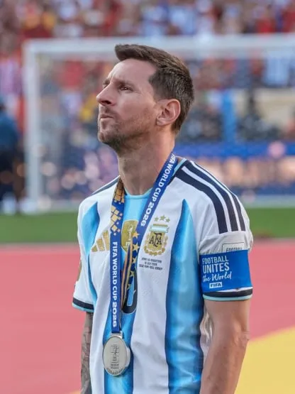 MESSI YA ESTÁ EN EL PAÍS TRAS LA DERROTA EN LA FINAL
