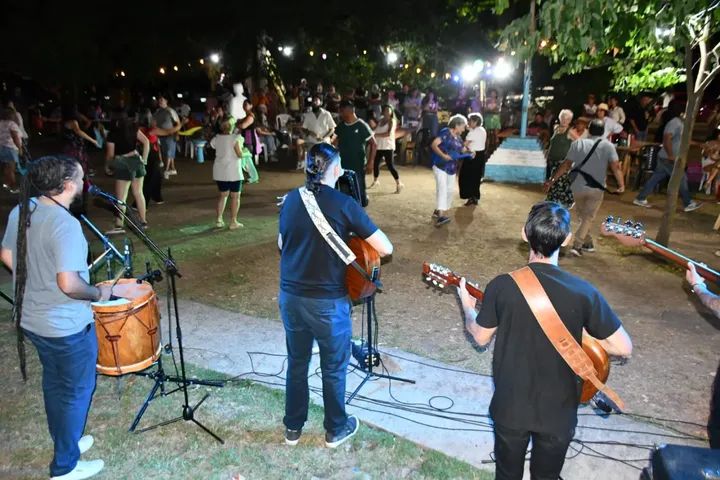 🎉 ¡ANOTATE YA! TODAVÍA QUEDAN PUESTOS DISPONIBLES PARA VENDER EN LA PEÑA