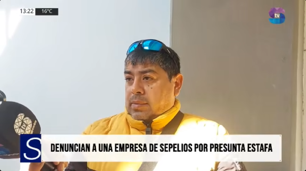 Pagó el servicio funerario y denuncia que le negaron velar a su esposa Pagó el servicio funerario y denuncia que le negaron velar a su esposa
