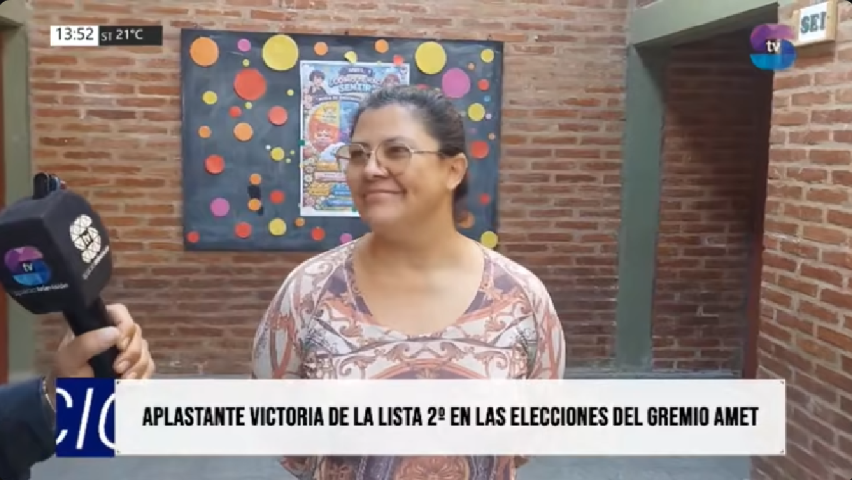 PROFESORA BONOTTO.png PROFESORA BONOTTO.png