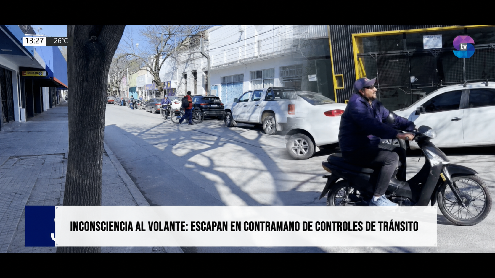 En contramano y sin casco: maniobras para eludir un control en Metán En contramano y sin casco: maniobras para eludir un control en Metán