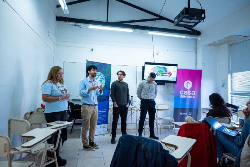EL MUNICIPIO DESARROLLÓ CUATRO TALLERES PARA IMPULSAR PROYECTOS DE ACCIÓN CLIMÁTICA JUVENIL