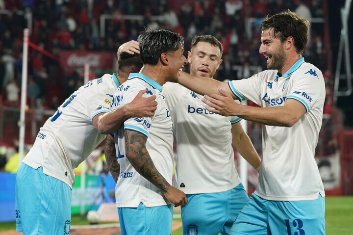Racing ganó y el Ducó dijo lo suyo. Un River alternativo visita Tucumán